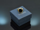 Around 1965! Beautiful unworn coat of arms signet ring with onyx gold 333