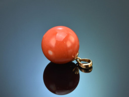 Large coral sphere pendant with 585 gold