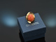 Around 1980! Chic large ring with precious coral in 585 gold