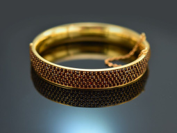 Around 1980! Beautiful simple garnet bangle made of...