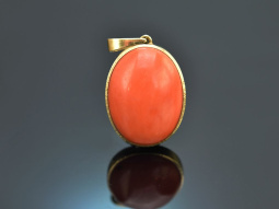 Around 1980! Large Sardegna coral pendant in 585 gold
