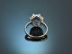Noble sapphire diamond ring in 750 white gold