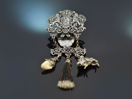 Munich around 1960! Pretty skirt pin with three pendants in 835 silver