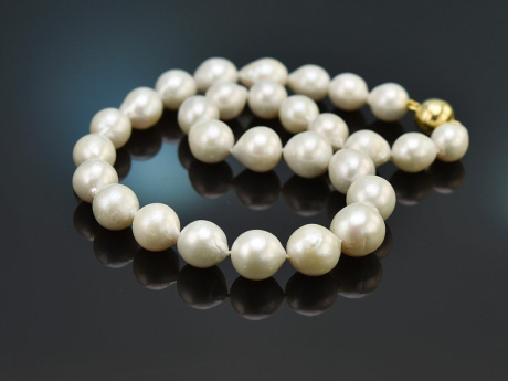 Big Pearls! Sch&ouml;ne gro&szlig;e Zuchtperlen Kette mit vergoldeter Schlie&szlig;e Silber 925