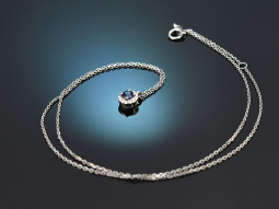 Delicate sapphire necklace with diamonds in 585 white gold