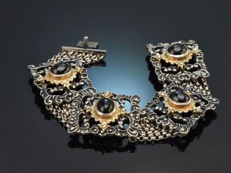 Bavaria, around 1970! Beautiful traditional costume bracelet with garnets in 925 silver
