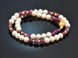Ruby Dream! Armband mit Zuchtperlen und Rubinen Silber...