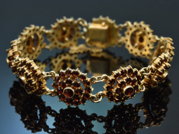 &Ouml;sterreich um 1985! Klassisches Granat Armband aus...