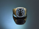 Around 1965! Classic coat of arms signet ring with blue agate in 333 gold