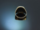 Around 1965! Classic coat of arms signet ring with blue agate in 333 gold