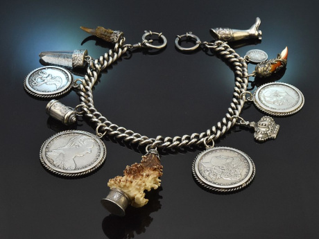 Munich around 1950! Large silver charivari with 12 silver pendants