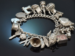 Birmingham 1961! Sch&ouml;nes Bettelarmband 23 Charms aus...
