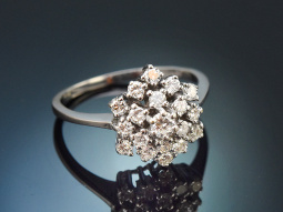 Hamburg um 1970! Cocktail Ring mit 0,7 ct Diamanten aus...