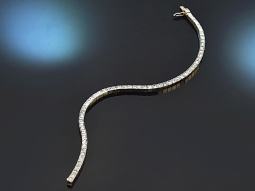Munich around 1910! Sparkling Rivi&egrave;re bracelet...