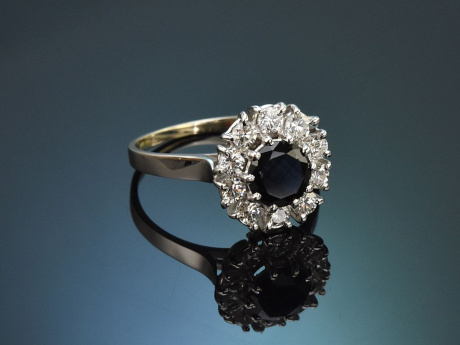 Around 1980! Beautiful sapphire diamond engagement ring in 750 white gold