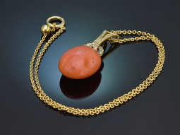 Vienna around 1900! Rare coral pendant from aristocratic...