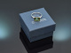 Schlichter Design Ring mit gr&uuml;nem Turmalin aus Wei&szlig;gold 585