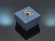 Edler Ring mit schwarzen und wei&szlig;en Brillanten aus Gold 585