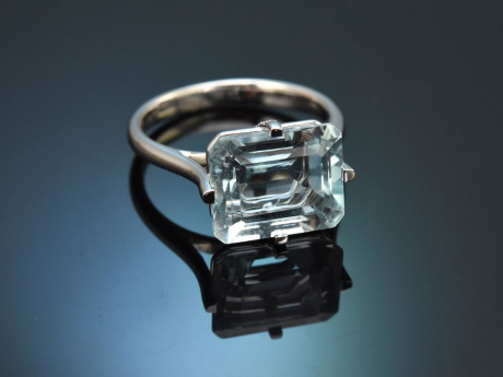 Fine Blue! Schlichter Aquamarin Diamant Ring aus Wei&szlig;gold 585