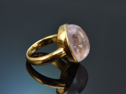 Fine Rose! Schwerer Design Ring mit feinem Kunzit aus...