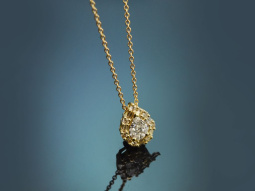 Glitzernder Tropfen! Feines 0,25 ct Diamant Collier aus...
