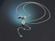 Feines Y-Collier mit Smaragden und Diamanten aus Wei&szlig;gold 750