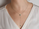 Feines Y-Collier mit Smaragden und Diamanten aus Wei&szlig;gold 750