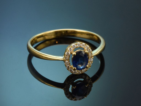 Klassischer Saphir Ring mit Diamanten aus Gold 750