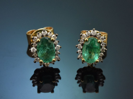 Klassische Smaragd Ohrringe mit Diamanten aus Gold 750
