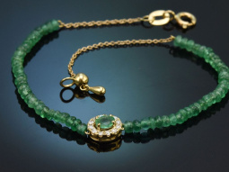 Fine Green! Schickes Smaragd Armband mit Brillanten aus...