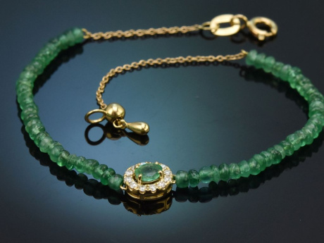 Fine Green! Schickes Smaragd Armband mit Brillanten aus Gold 750