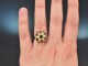 Um 1955! Sch&ouml;ner Granat Ring mit Saatperlen aus Gold 750