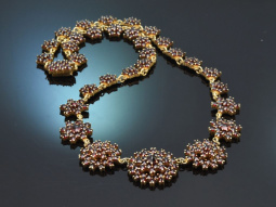 B&ouml;hmen um 1950! Wundersch&ouml;ne Granat Kette aus...
