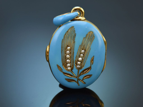 Wien um 1890! Medaillon Anh&auml;nger mit Saatperlen und blauem Emaille aus vergoldetem Silber