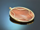 Stuttgart around 1980! High-quality cameo pendant of Ceres with diamonds in 750 gold