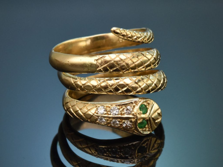 M&uuml;nchen um 1985! Schwerer Schlangen Ring Smaragde Diamanten Gold 750