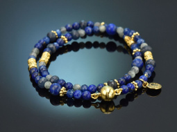 Deep Blue! Fancy bracelet made of lapis lazuli sapphire...
