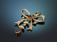 Around 1950! Pretty bow pendant with seed pearls and garnet in 333 gold