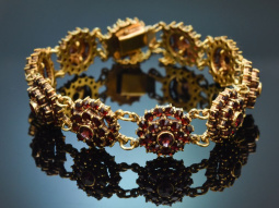 M&uuml;nchen um 1980! Klassiches Granat Armband aus...