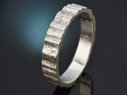 Um 1920! Sch&ouml;ner gravierter Armreif  aus Silber 900