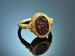 Around 1950! Rare handcrafted ring with antique intaglio...