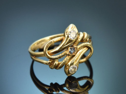 Vienna around 1915! Delicate snake ring with diamonds and...