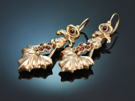 &Ouml;sterreich um 1860! Gro&szlig;e Biedermeier Ohrringe mit Granaten aus Gold 585