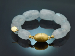 Soft Blue! Gro&szlig;es Armband aus Milky Aquamarin und...
