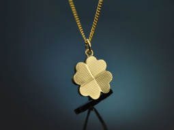 Around 1980! Lucky clover pendant with chain made of 585...