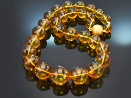 Around 1980! Beautiful Baltic amber necklace with gold-plated silver 925