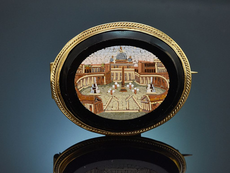 Rome around 1860! Fine micro-mosaic brooch with St. Peters Basilica made of onyx and vergolated silver.