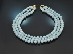 Aus unserer Werkstatt! Dreireihige Aquamarin Kette mit...