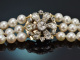 Frankreich um 1880 und 1960! Edle 3reihige Akoya Perlenkette mit 2,7 ct Diamanten Gold 750