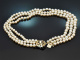 Frankreich um 1880 und 1960! Edle 3reihige Akoya Perlenkette mit 2,7 ct Diamanten Gold 750